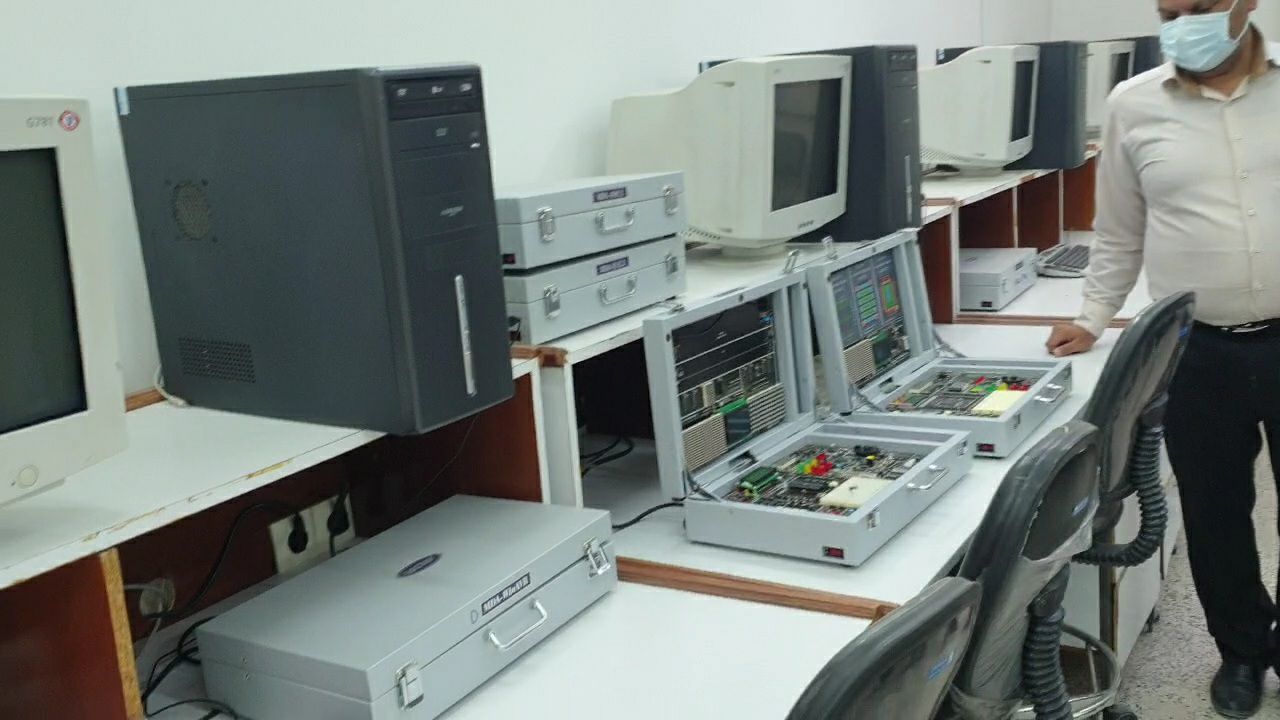 micro & fpga lab